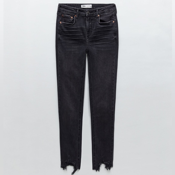Zara The Skinny Pearl Black Distressed jeans size 6 - Picture 3 of 7